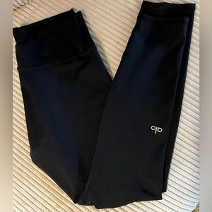 Alo Yoga 7/8 High-Waist Airlift Legging